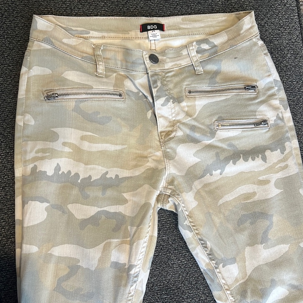 BDG camouflage skinny jeans